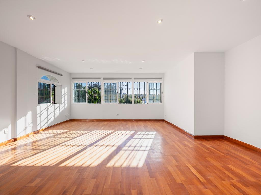 Moradia geminada no Conjunto San Javier Elegância, conforto e espaços para desfrutar -Nueva Andalucia–Marbella    - Image 7