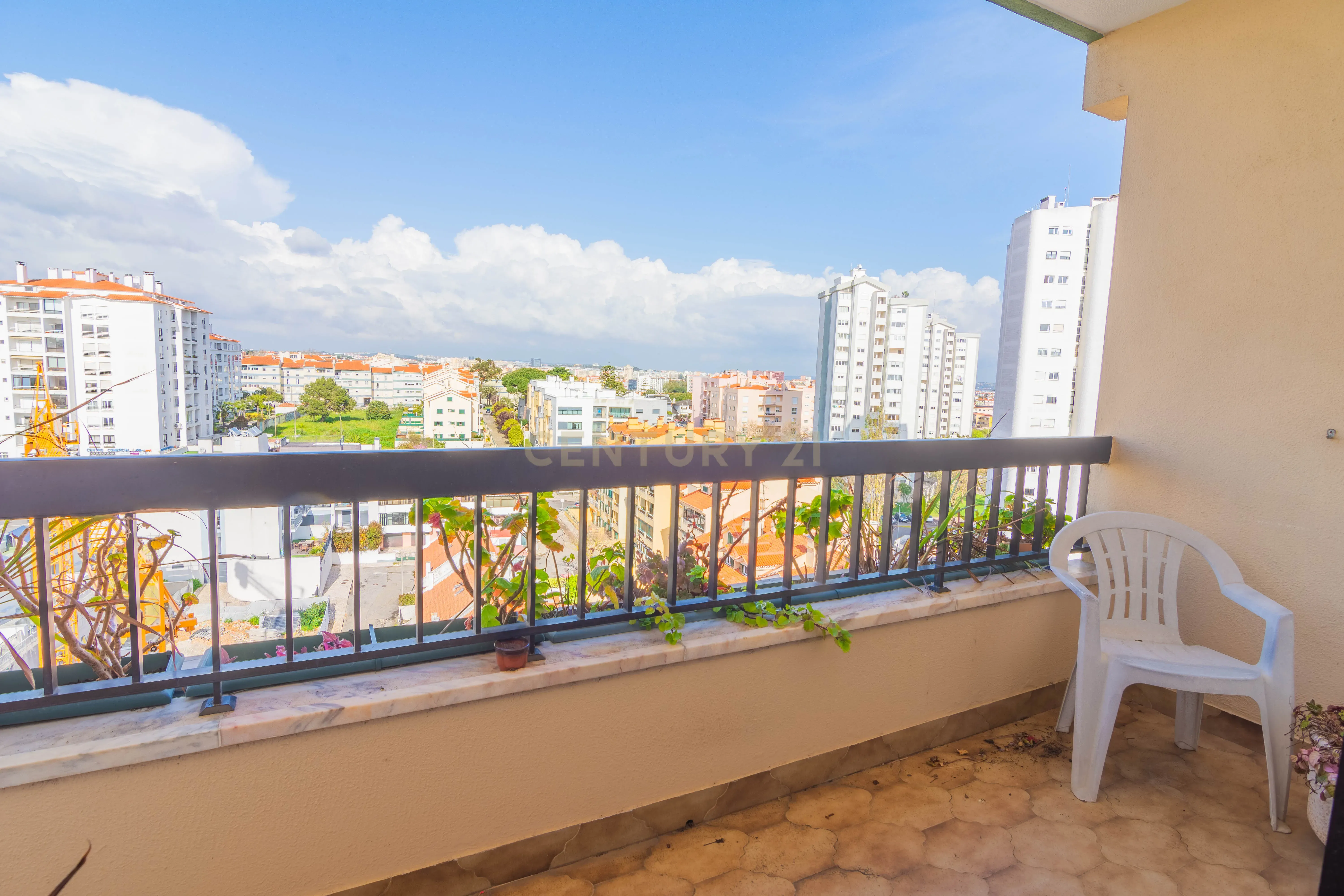 Apartamento T3 em Cascais com Vista Mar e Terraço - Image 7