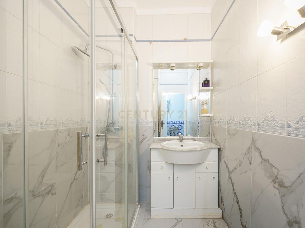 Apartamento T2 na Moita com 2 Varandas e Ponto de Carregamento para Veículos Elétricos - Image 20