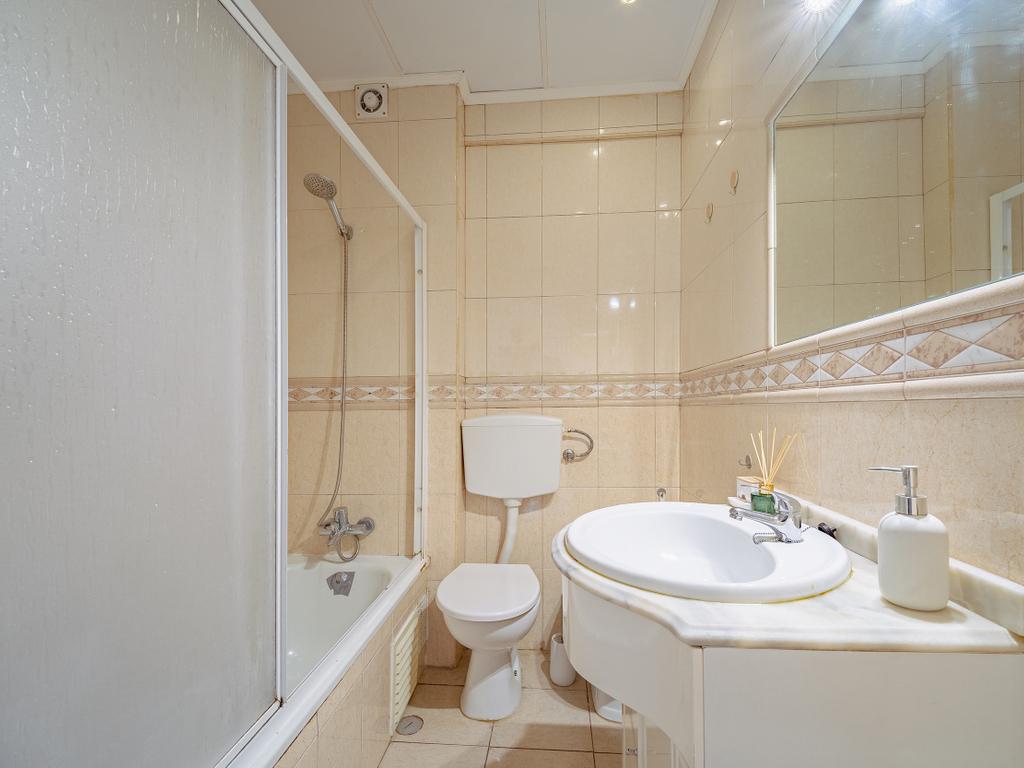 Apartamento T2 em Cacilhas – Excelente Localização - Image 20