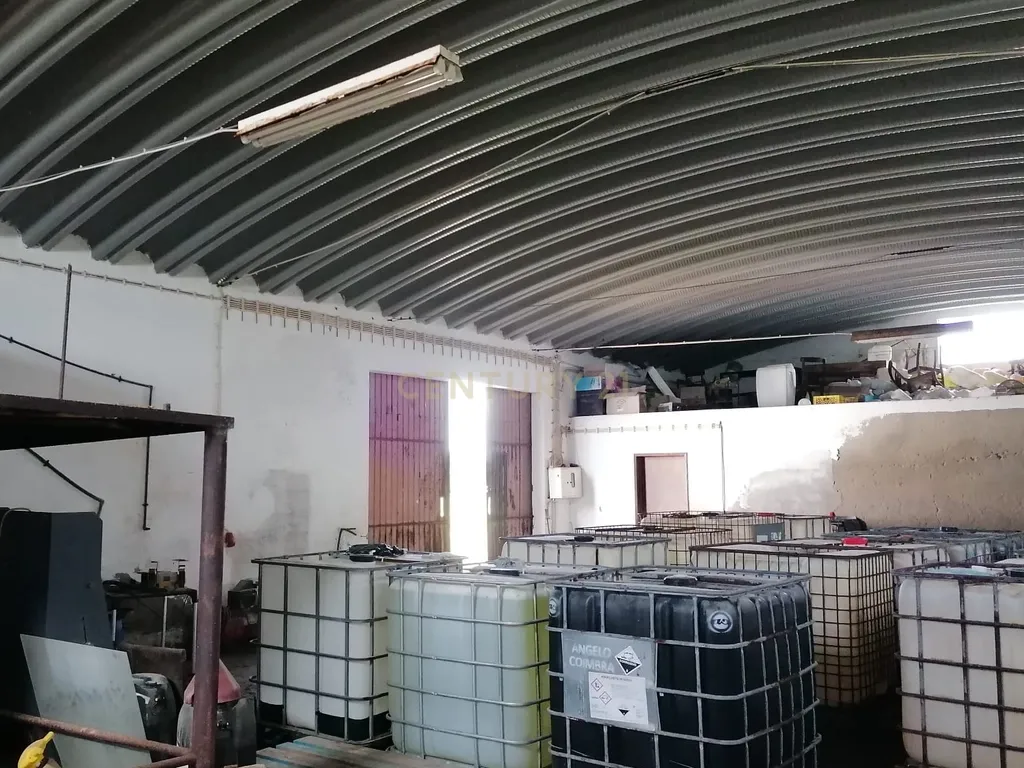 Quinta Rústica em Évora com 8.750 m2 e uma Vista Campestre - Image 31