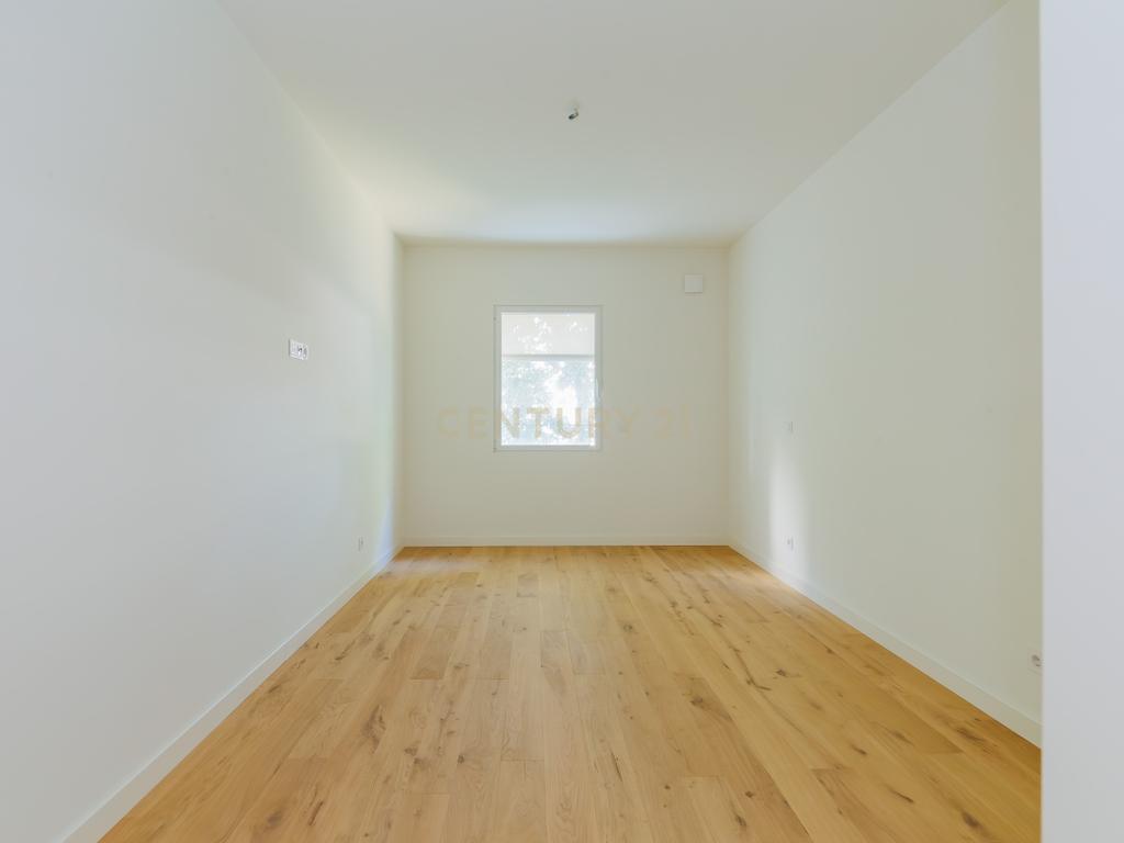 Apartamento T2 Novo a estrear em Areeiro - Image 15