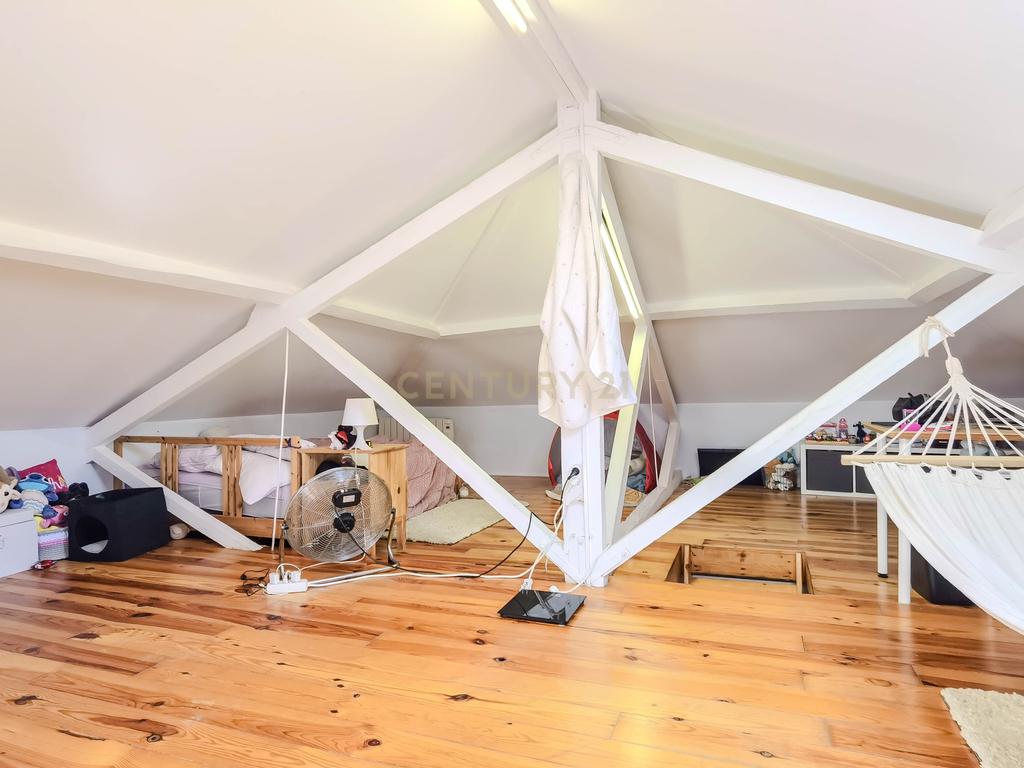 APARTAMENTO T2 COM  LOGRADOURO – CENTRO DE MATOSINHOS  - Image 11