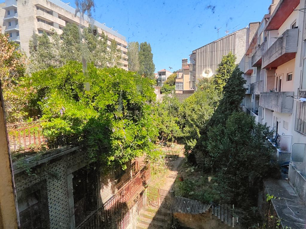 Imóvel de Investimento Estratégico na Boavista, Porto - Image 41