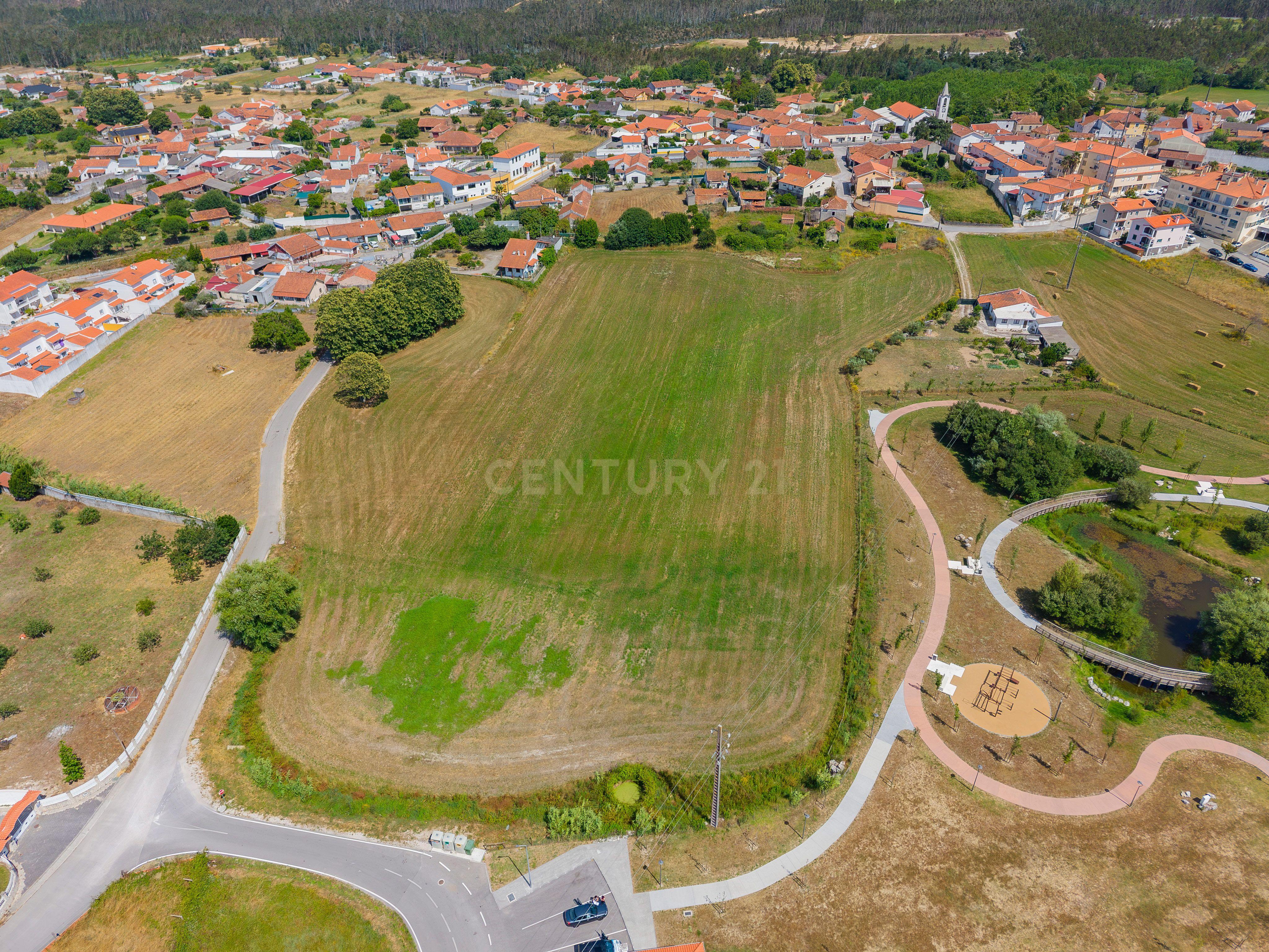 Fotografia 4 de INVESTIMENTO COM ELEVADO POTENCIAL DE VALORIZAÇÃO - 2,3 HA