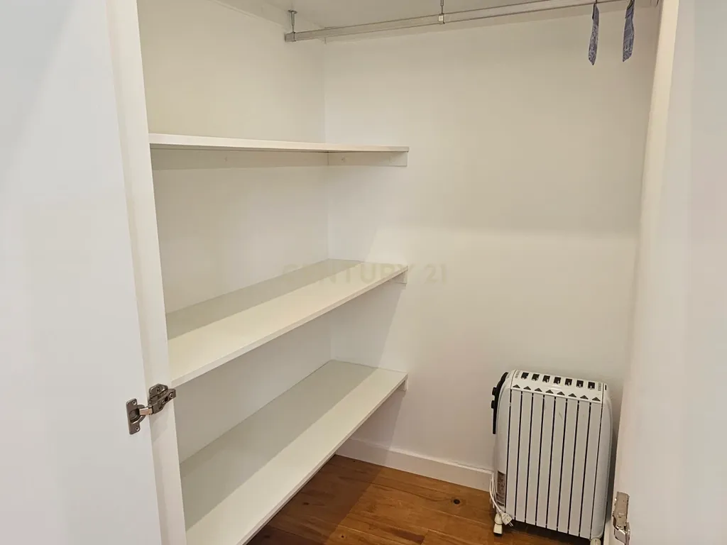 Apartamento Novo T1 - Luminoso com Logradouro em Campanhã – Porto - Image 11