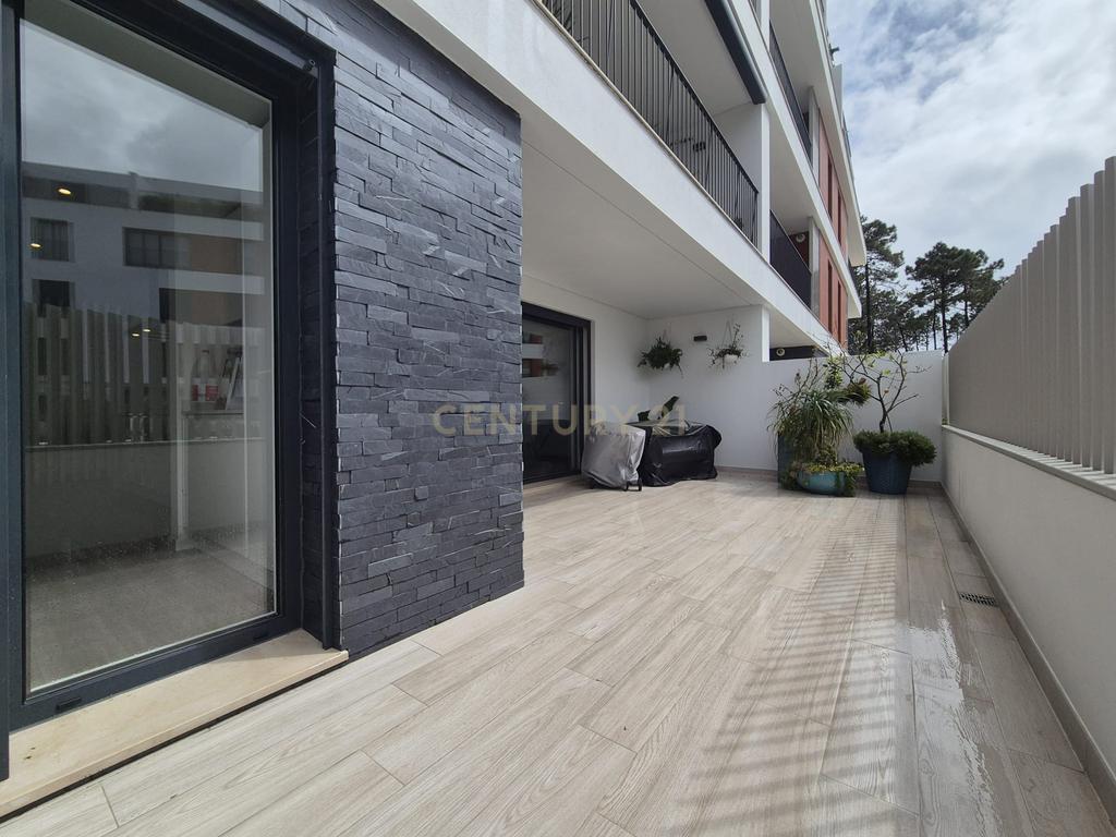 Quinta do Pinhão - VerdizelaT3 como novo, 2 terraços, 2 parqueamentos e arrecadação, prédio de 2023 - Image 10