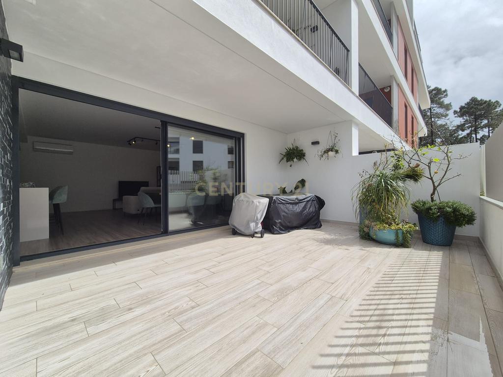 Quinta do Pinhão - VerdizelaT3 como novo, 2 terraços, 2 parqueamentos e arrecadação, prédio de 2023 - Image 11