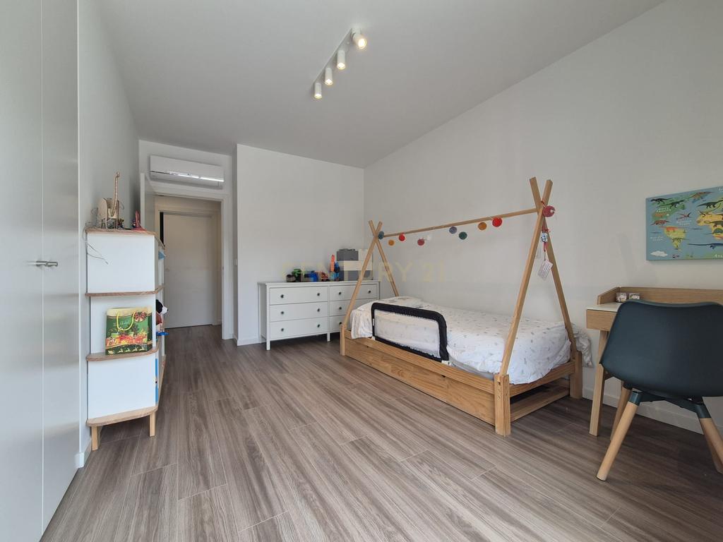 Quinta do Pinhão - VerdizelaT3 como novo, 2 terraços, 2 parqueamentos e arrecadação, prédio de 2023 - Image 21