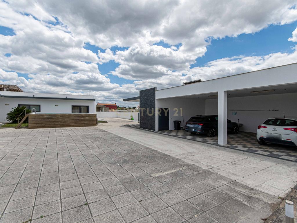 Moradia Térrea T4 no Montijo — Isolada, Moderna e com Piscina - Image 45