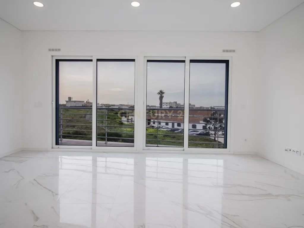 T3 com parqueamento, perto da praia - Gala, Figueira da Foz - Image 1