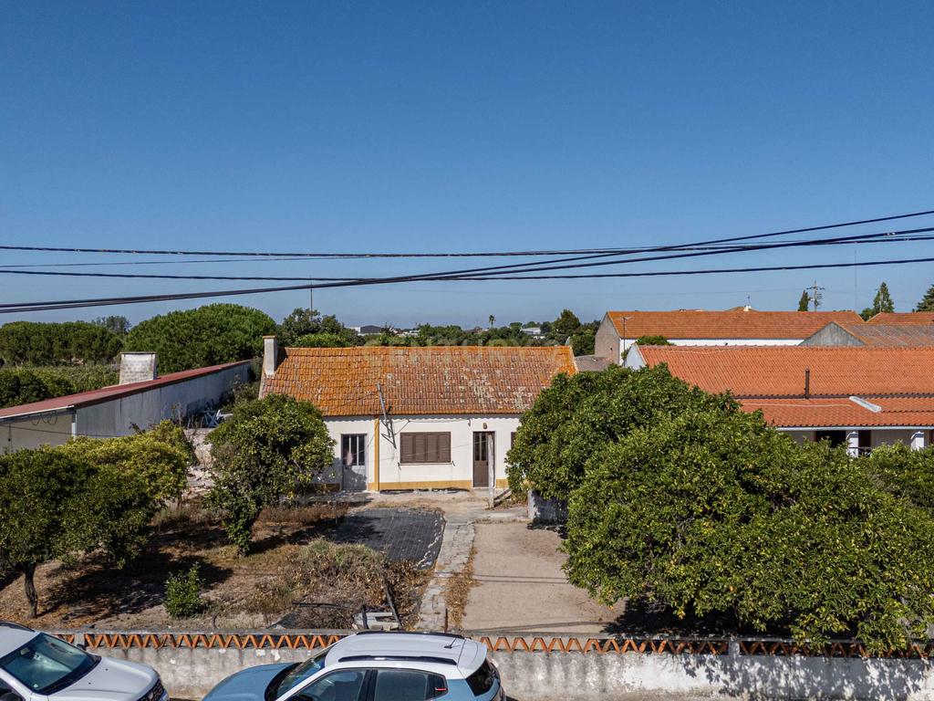 Moradia T2 parcialmente remodelada em Pegões. - Image 19