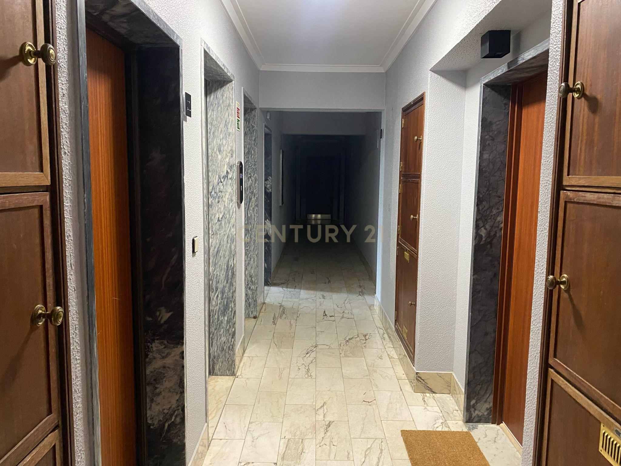 Apartamento T2 em Lisboa - Image 13