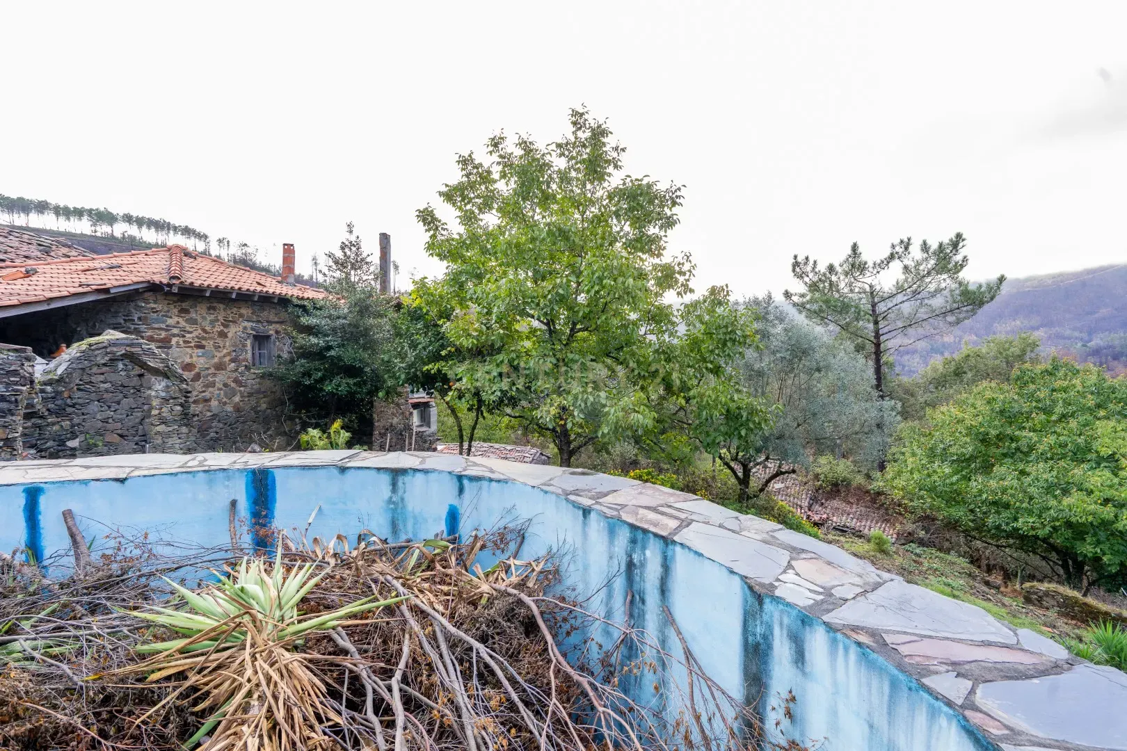 Fotografia 11 de Moradia Rústica em Pedra– 2 Quartos | Piscina | Terreno em  Vaqueirinho, Lousã
