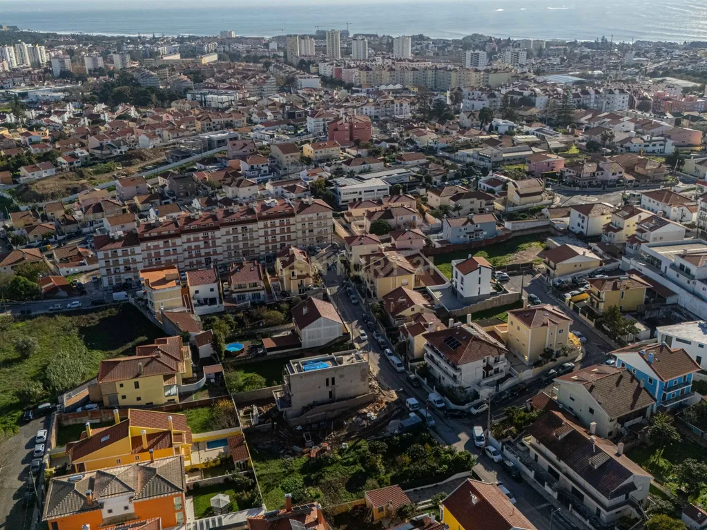 Moradia de Luxo T4 com Rooftop | Nova Construção | São Domingos de Rana – Cascais - Image 23
