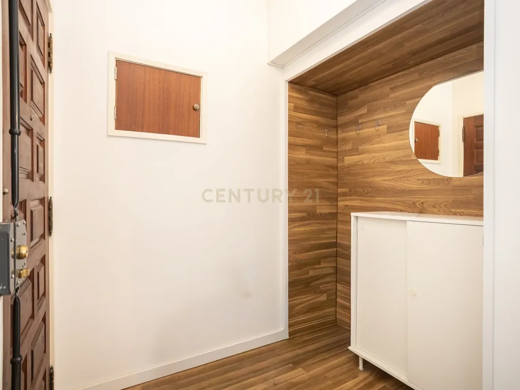 Apartamento T3 Remodelado em São Domingos de Benfica | 2 WC - Image 24
