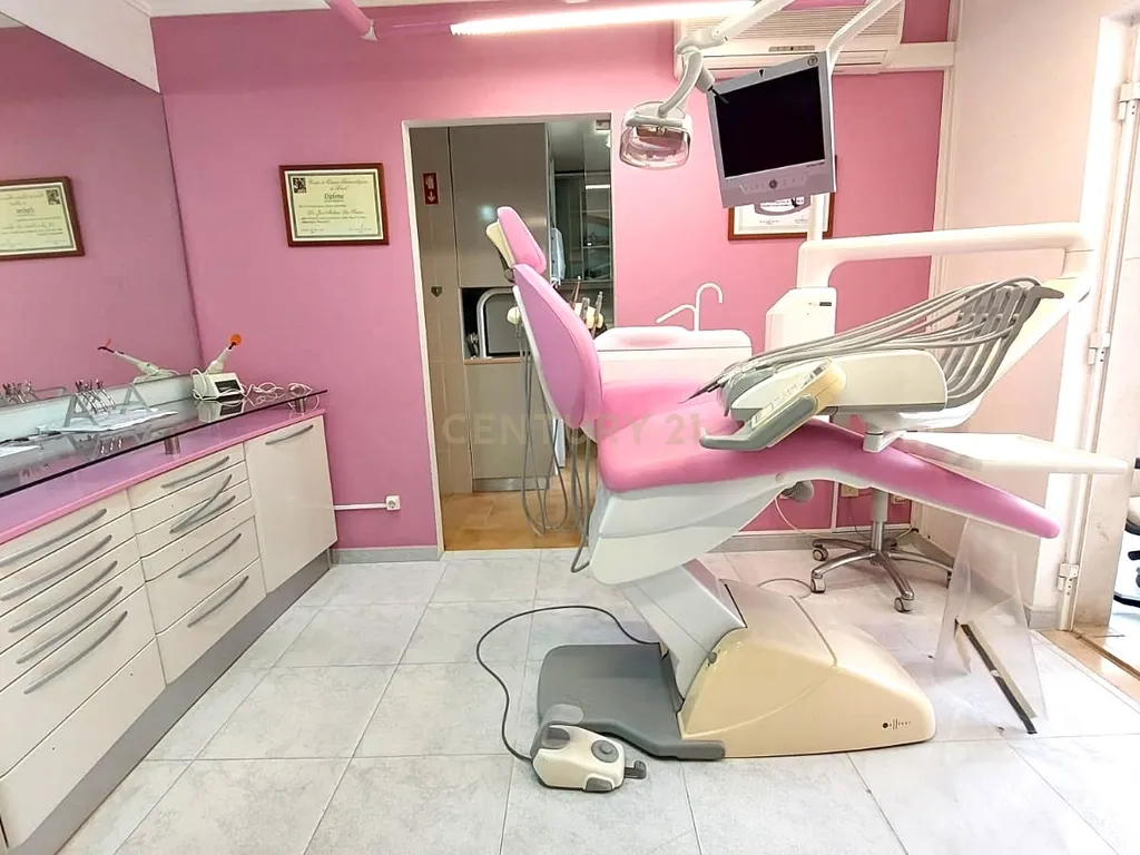 Clinica dentária | Vila Real de Santo António | Algarve - Image 1