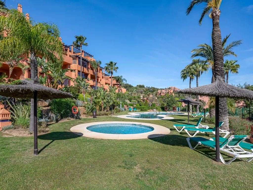 Appartement élégant avec vues panoramiques à Soto de Marbella - Image 32
