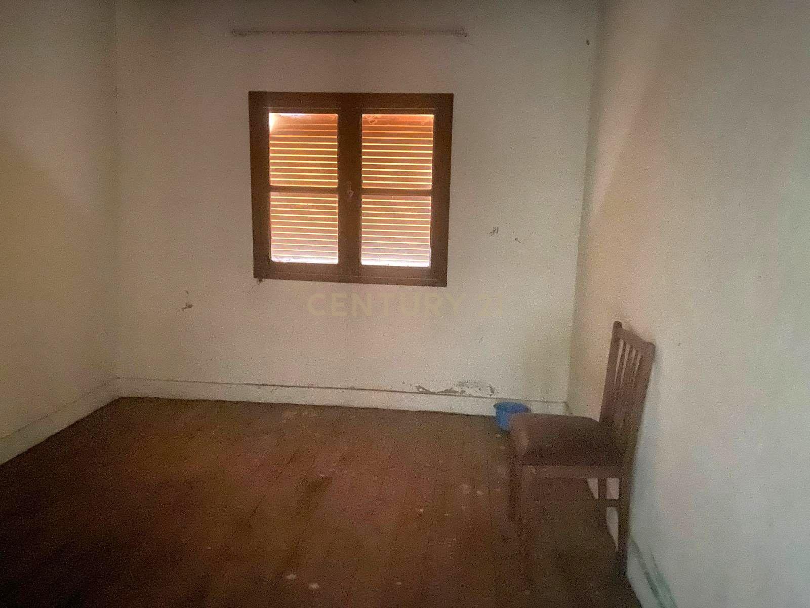 Fotografia 10 de Casa para reconstruir em Aldeia típica do Concelho