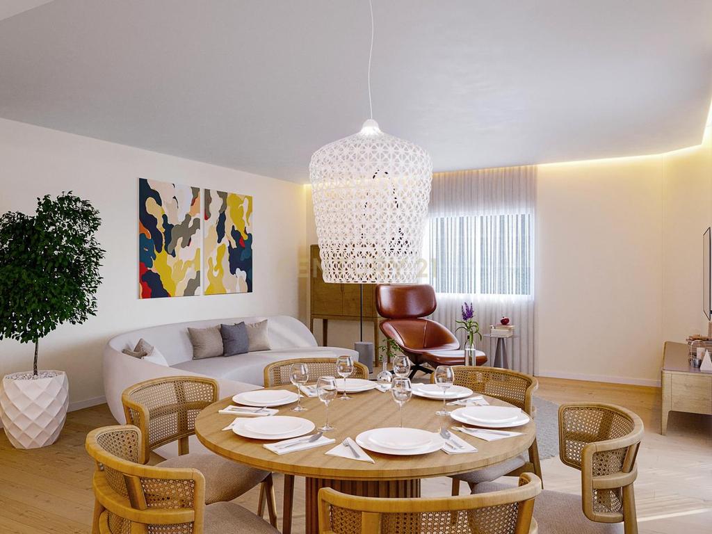 Apartamento T3 de Luxo na Primeira Linha da Praia da Nazaré – Vista Mar Incrível e garagem - Image 4
