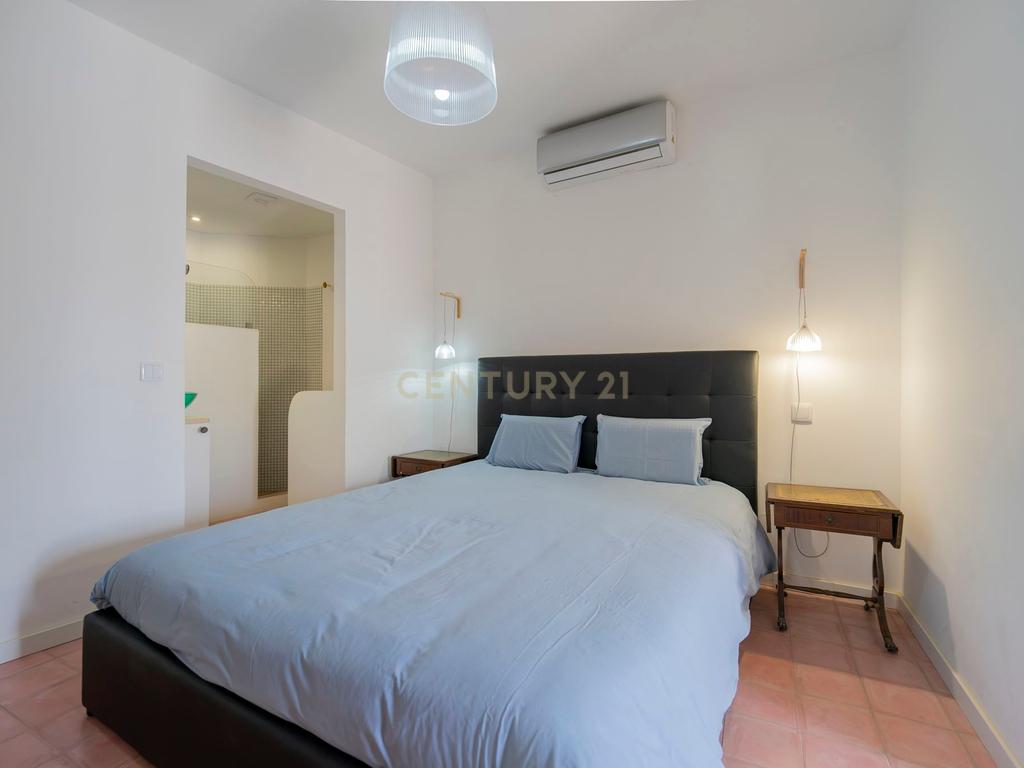 Casa Renovada T3-em Olhão na Baixa , Licença AL, Vista Panorâmica e Piscina - Image 16
