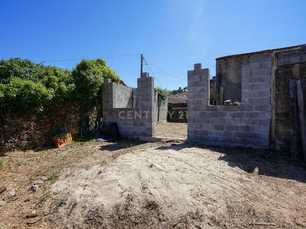 Casa Usada em Arrifana, Vila Nova de Poiares - 109m² por 24.900€ - Image 11