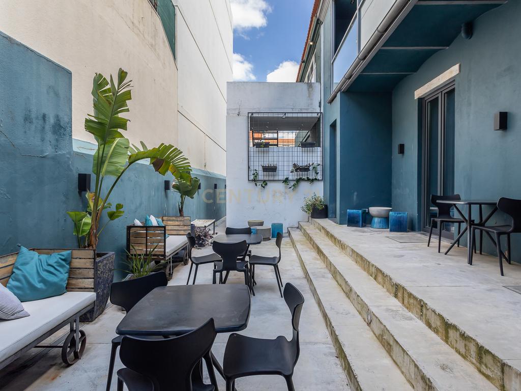 Espaço comercial - Pequeno Hotel em Setúbal, Perto da Praia e Centro Histórico - Portugal - Image 12