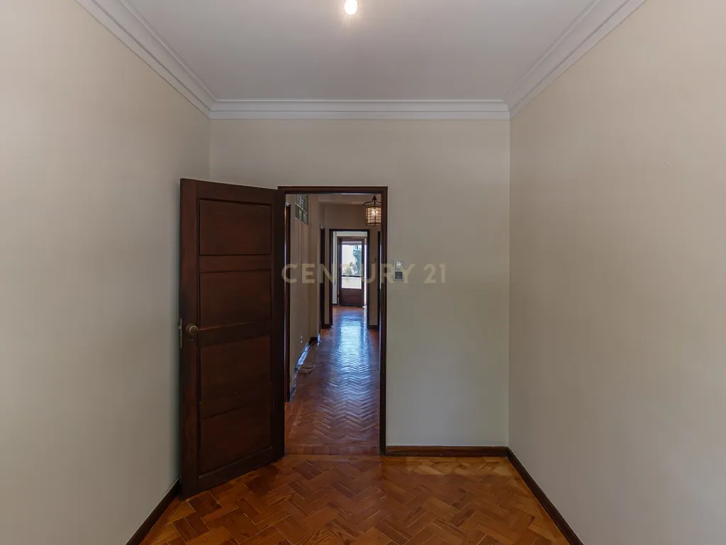 Andar Moradia T5 – Antas, Avenida Fernão de Magalhães – Porto - Image 22