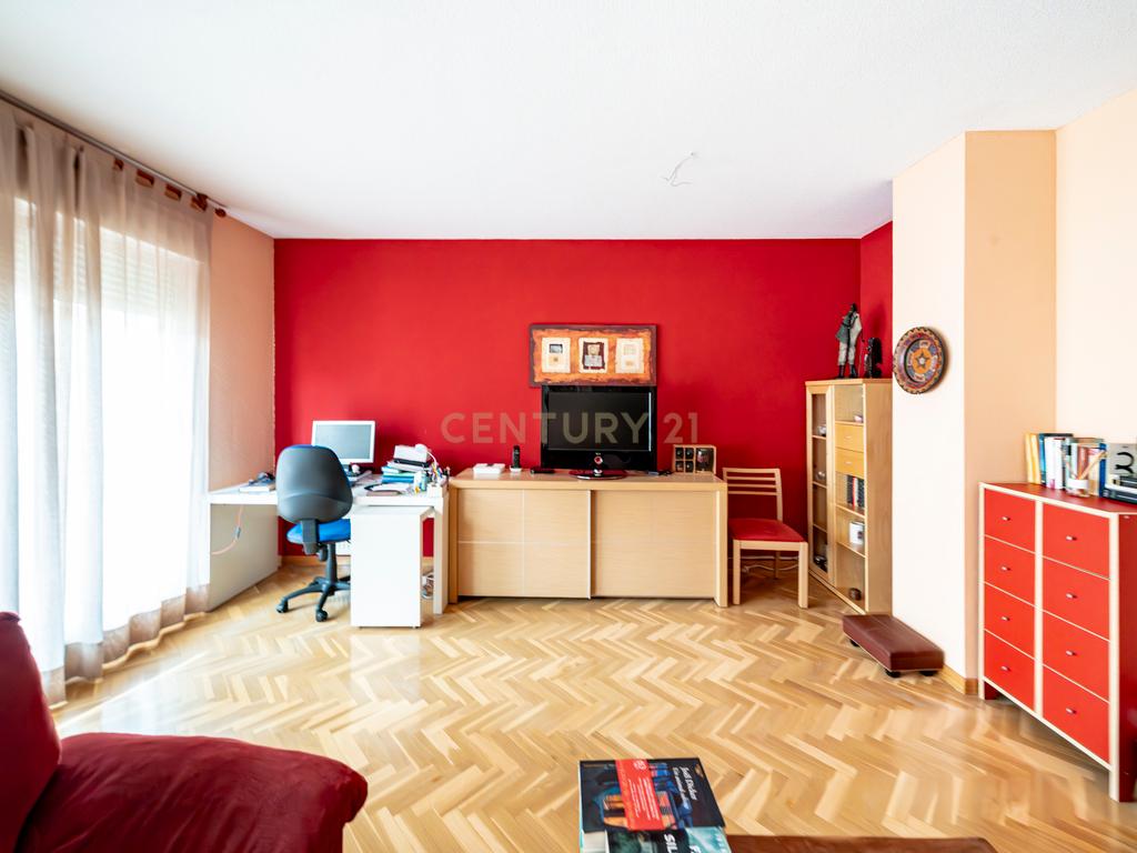 Apartamento de Luxo com Terraço em Comunidade Fechada - Madrid - Image 8