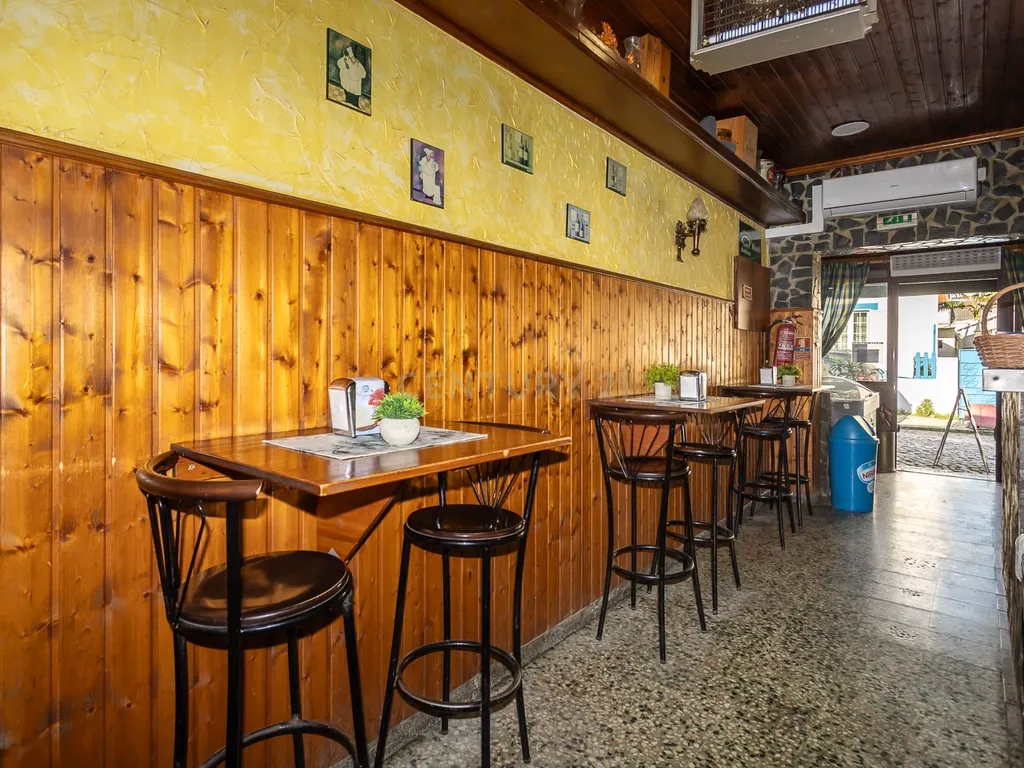 Moradia transformada em Restaurante - Santo António - Costa de Caparica - Image 6