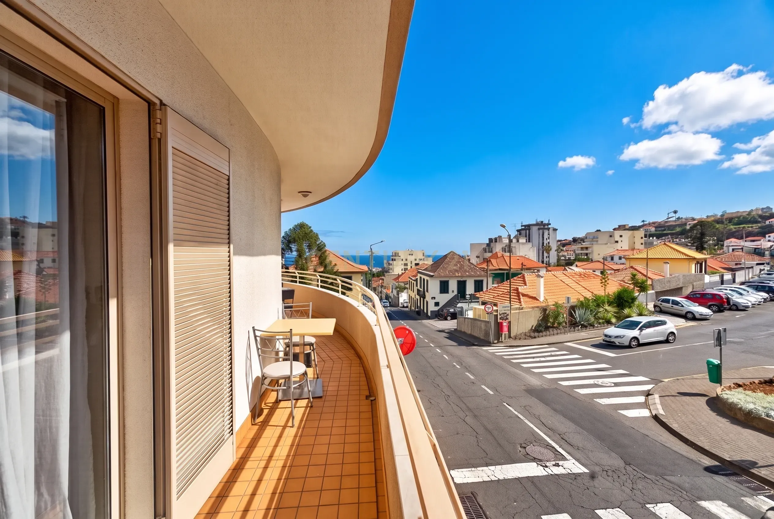 Fotografia 6 de Apartamento T2 na Rua do Til – Conforto e Comodidade no Coração do Funchal