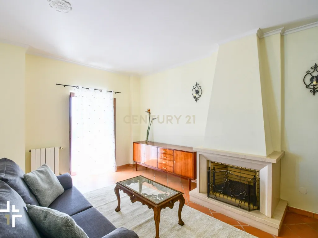 Moradia T2 com Jardim e Alpendres Exclusivos | São Pedro do Estoril - Image 15