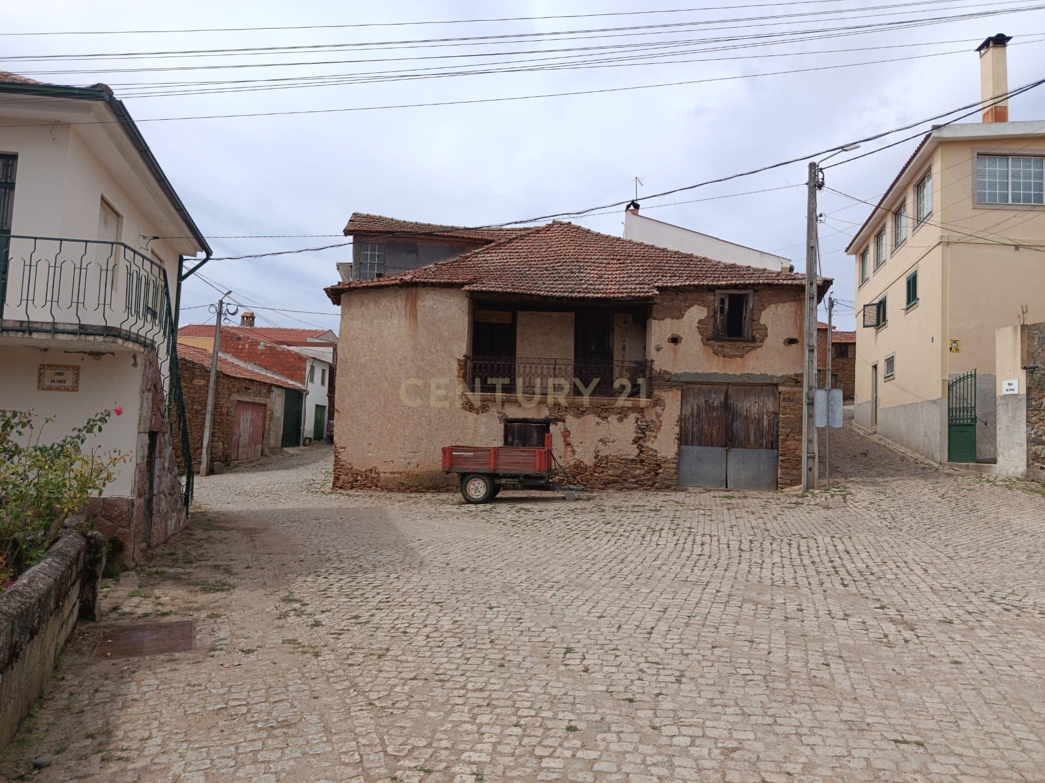 Moradia T2 à venda em Parada e Sendim da Ribeira, Alfândega da Fé — foto 5