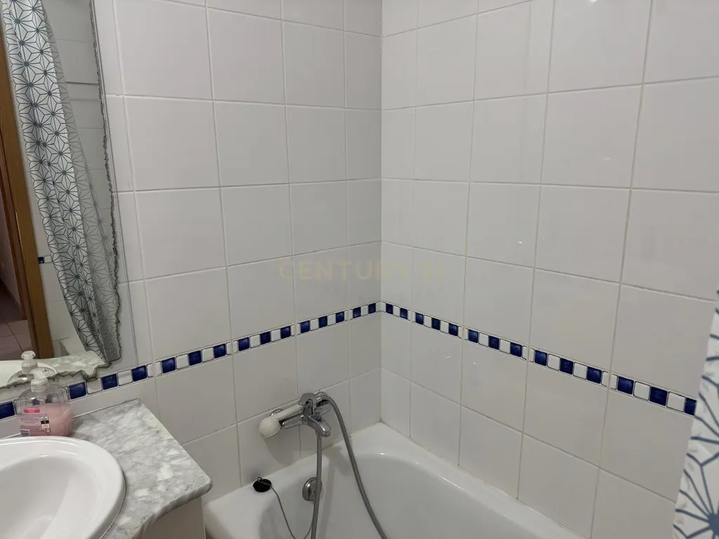 Apartamento T2 - Oportunidade Única a 5 Min da Praia da Rocha! - Image 65