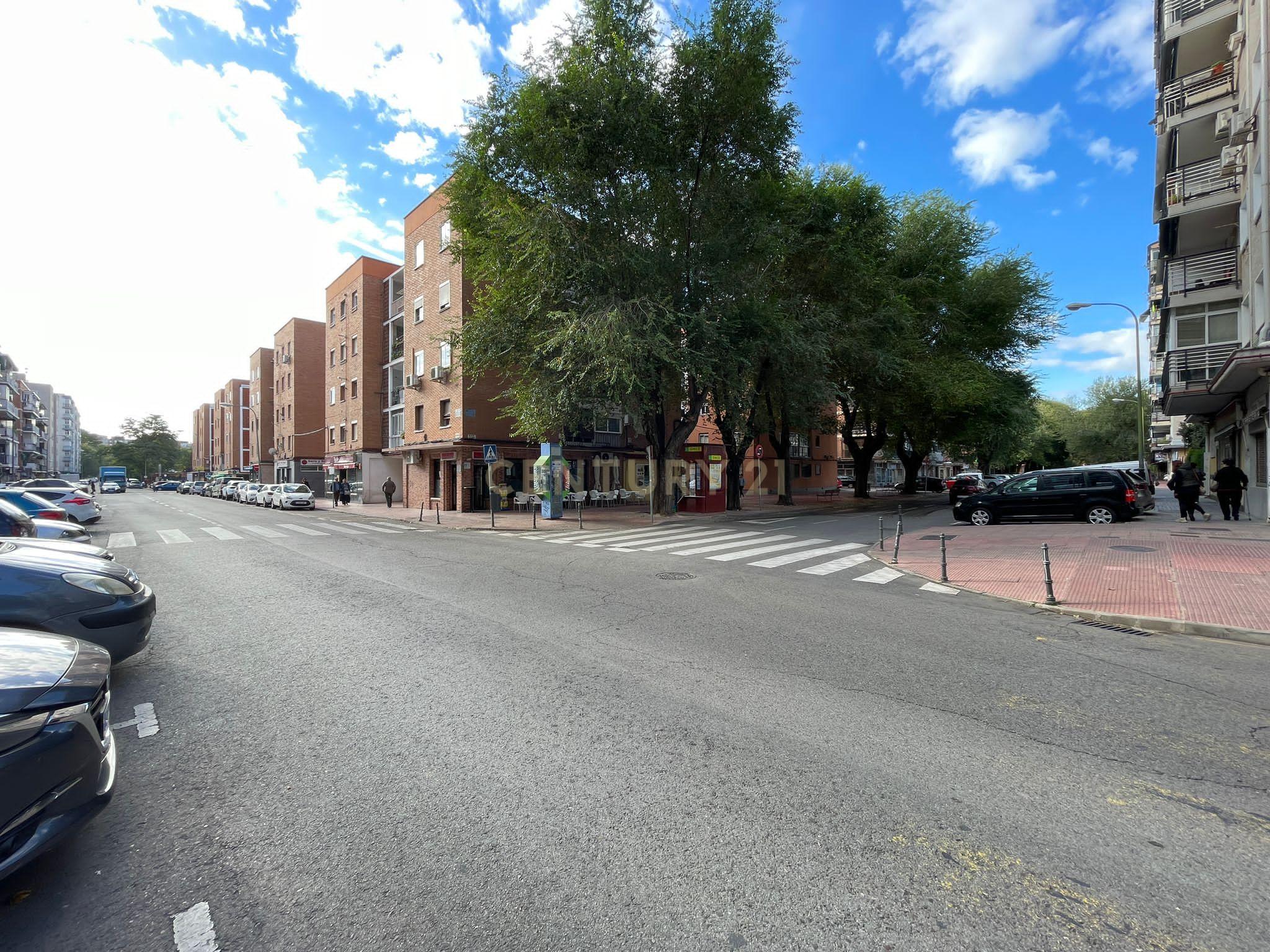 undefined - Image 6