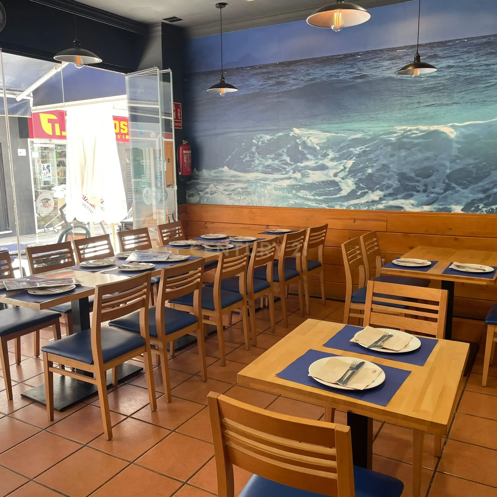 Restaurante arrendado em La Carihuela Torremolinos, excelente localização perto do mar! - Image 4