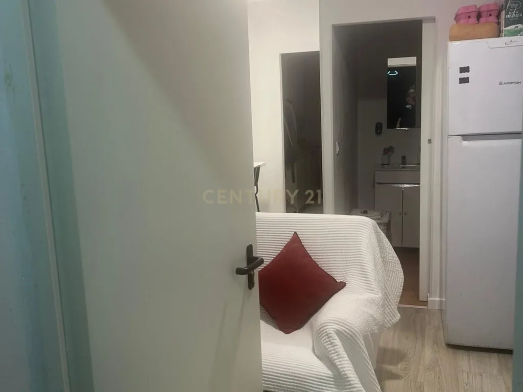 Imóvel de rendimento | Charneca da Caparica | 7 apartamentos | 100% arrendado - Image 11