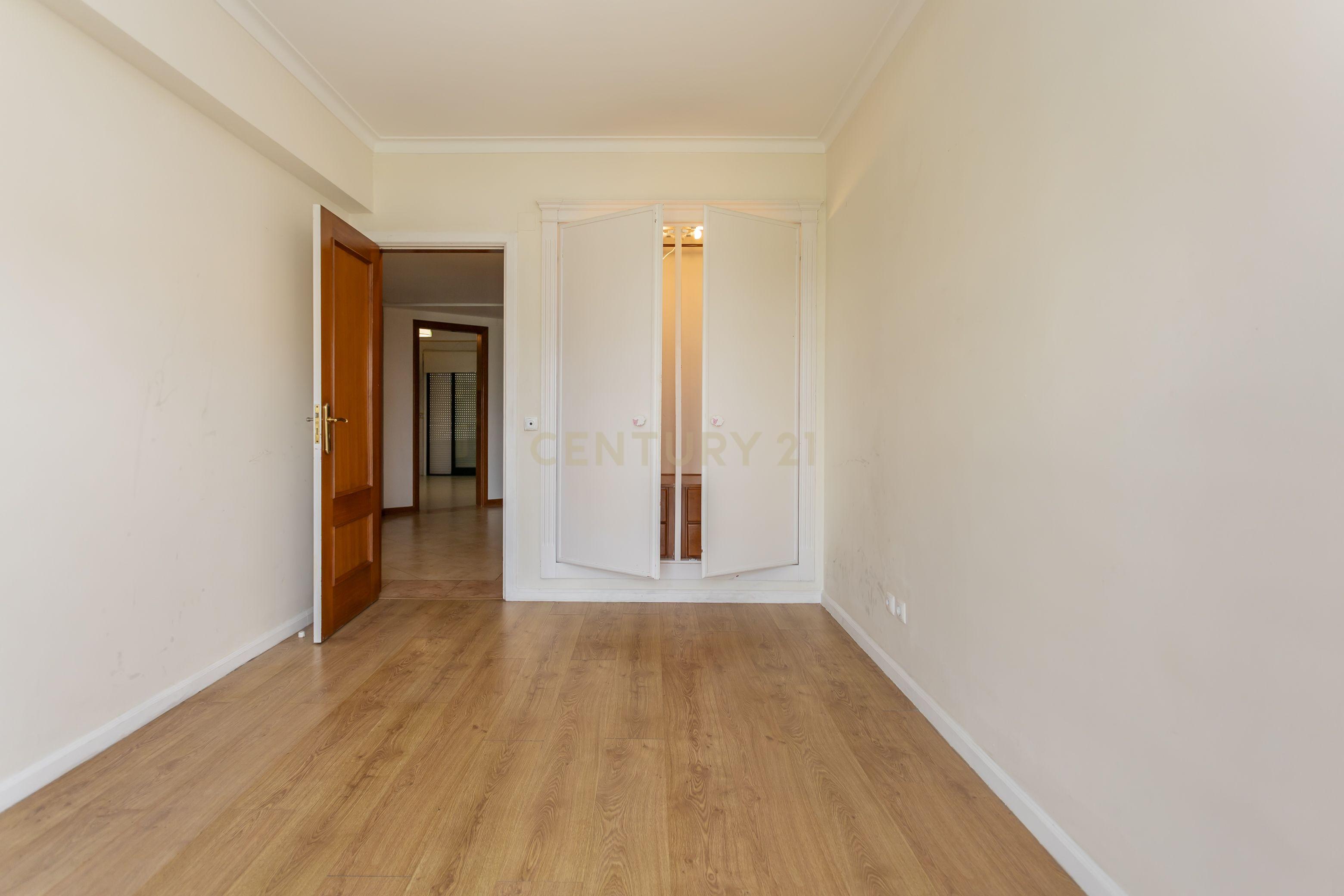 Apartamento T2, Setúbal - Image 4