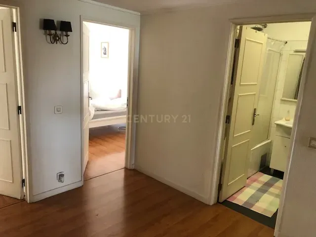 Apartamento T5 em S. Domingos de Benfica, Lisboa - Image 9