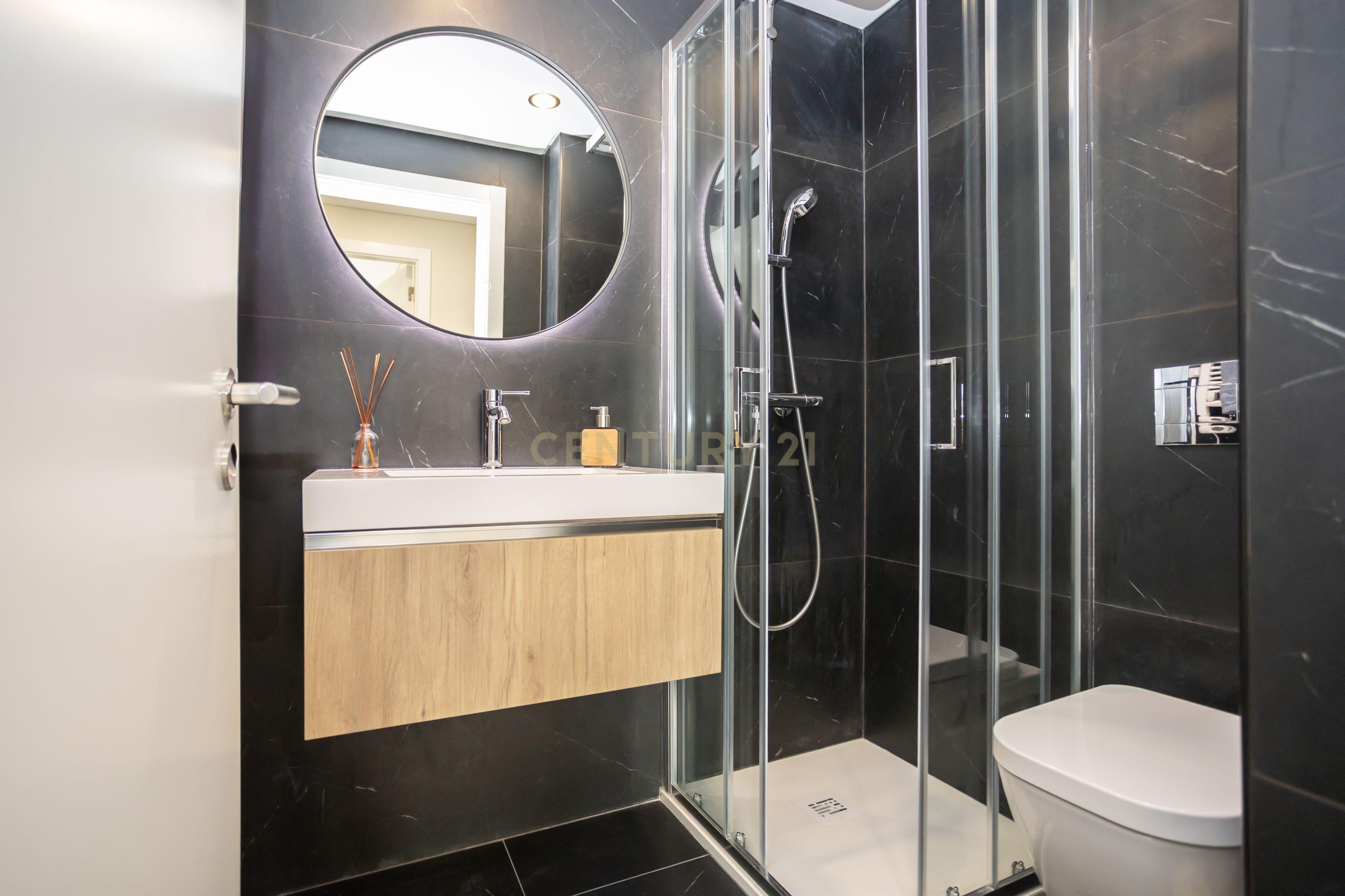 Apartamento T3 Remodelado | Bairro Novo | Seixal - Image 8