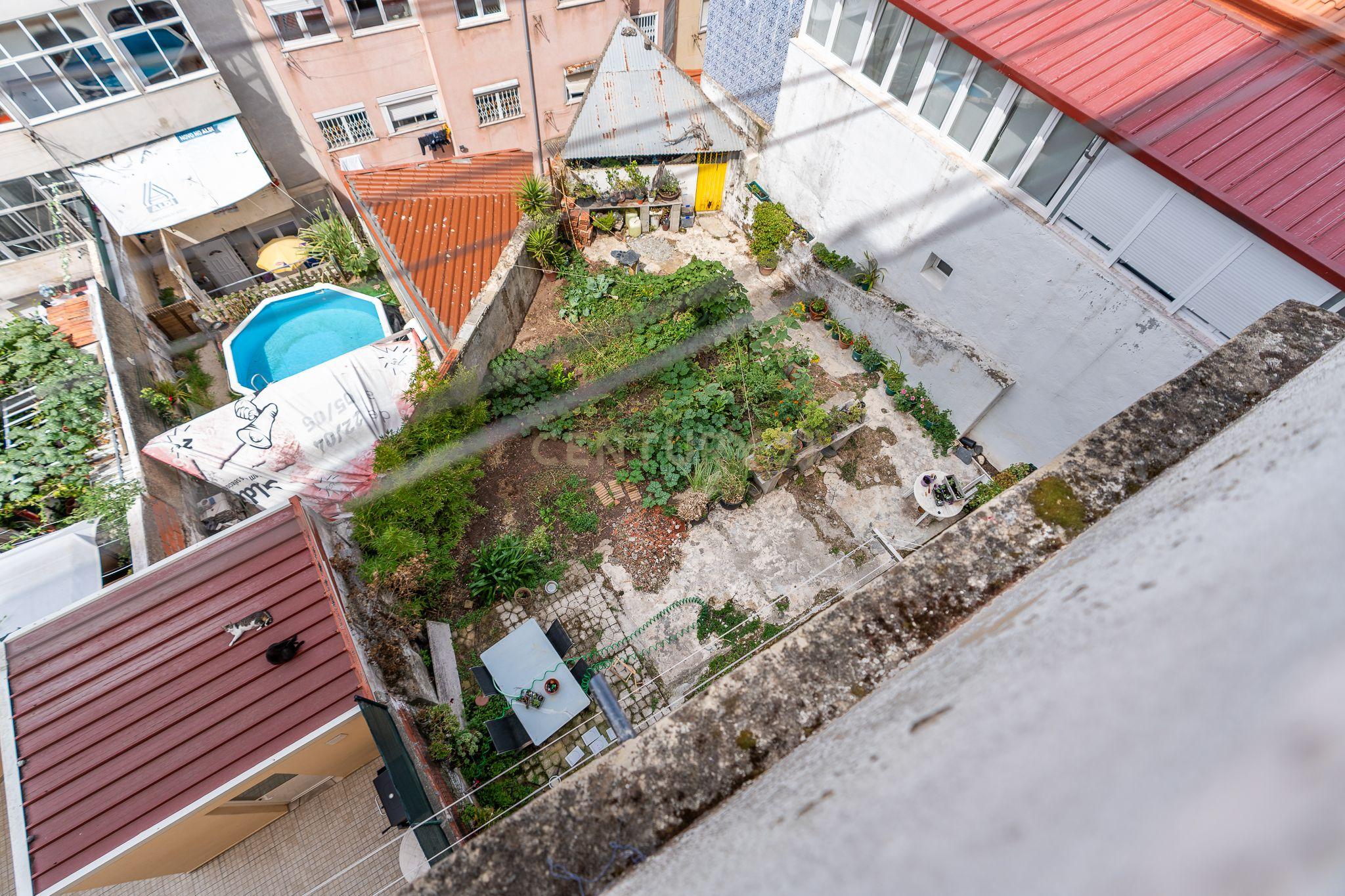 Fotografia 8 de Apartamento T3 Totalmente Remodelado | 114 m² | Suite | Open Space | Centro da Amadora