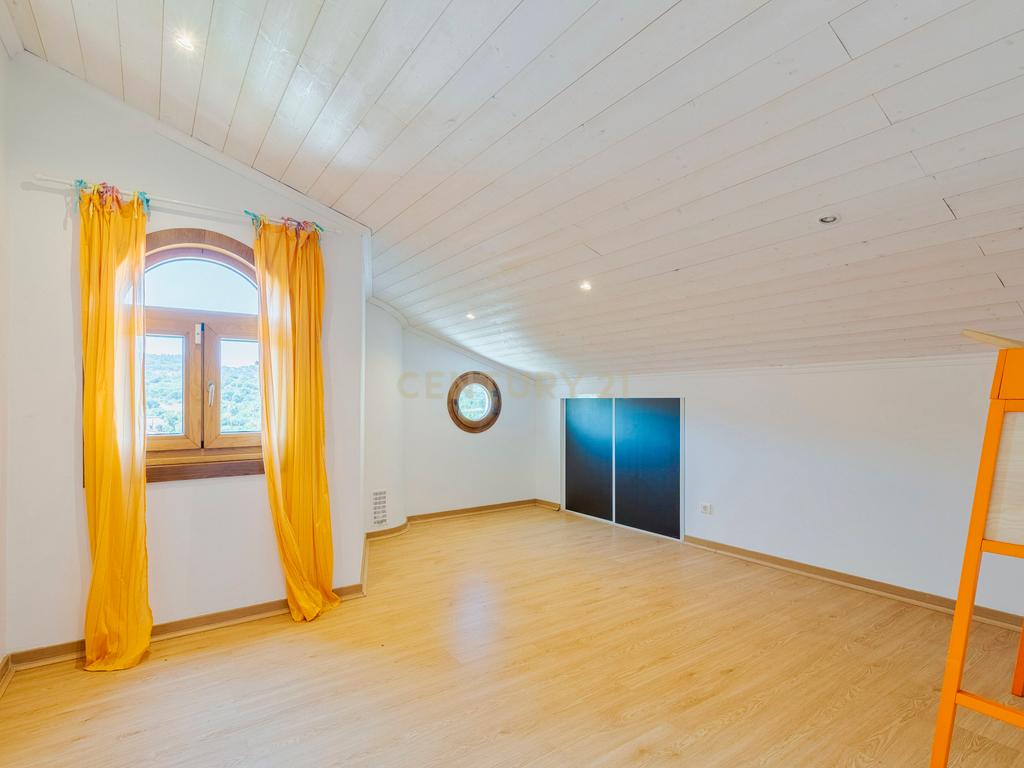 Moradia T4 Exclusiva com Piscina | Vista Serra da Arrábida | Setúbal - Image 28