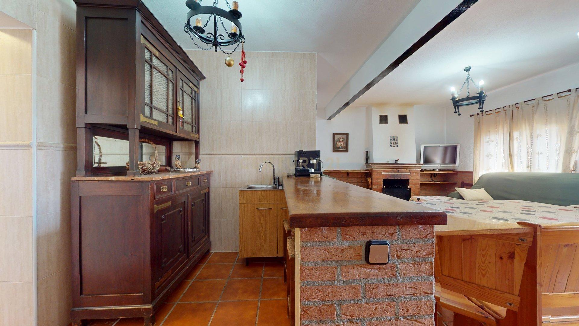 - Image 3