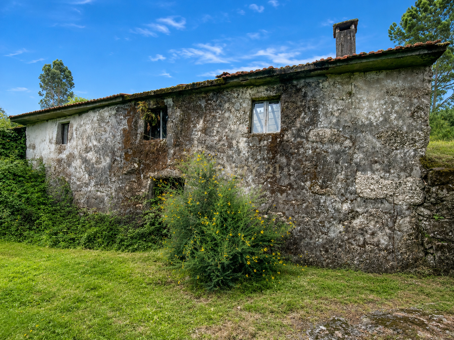 Fotografia 8 de **Oportunidade no Gerês: Terreno de 850 m² com Ruína em Valdreu, Vila Verde**