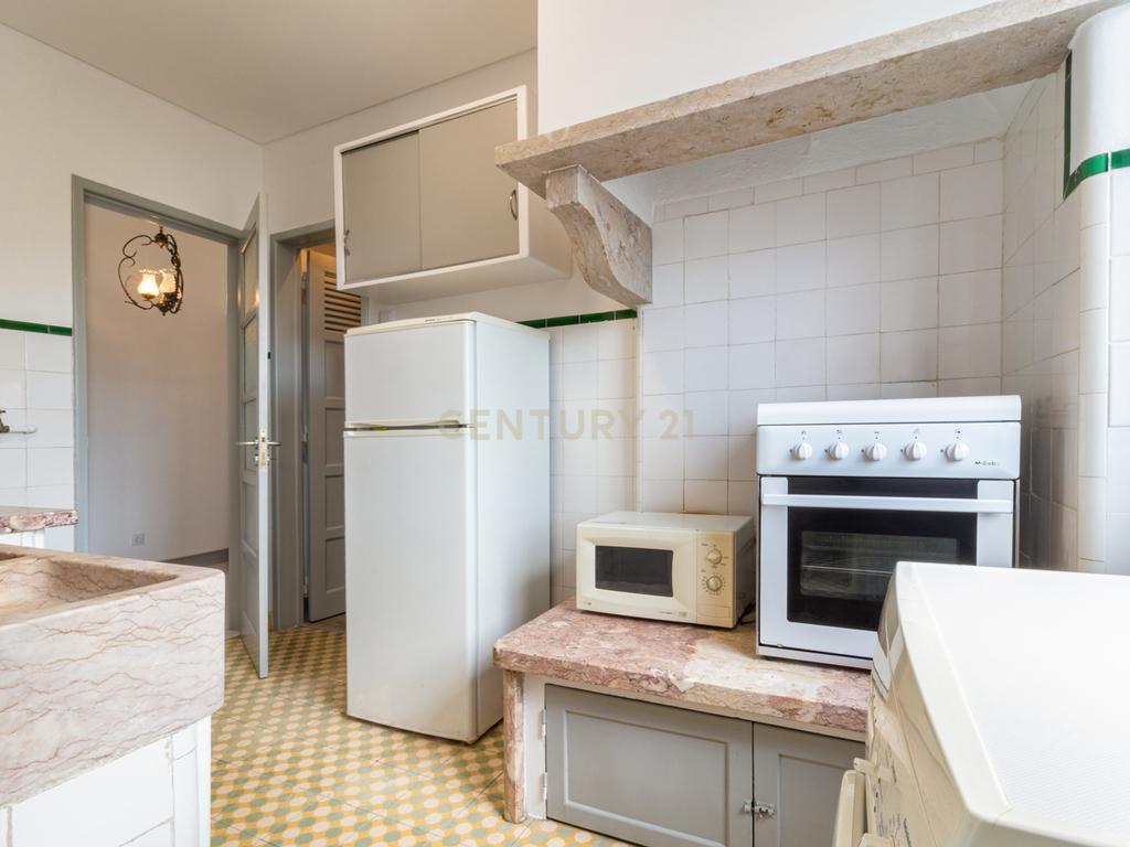 Apartamento T1 renovado, na Pontinha, Odivelas. Para Arrendar! - Image 14