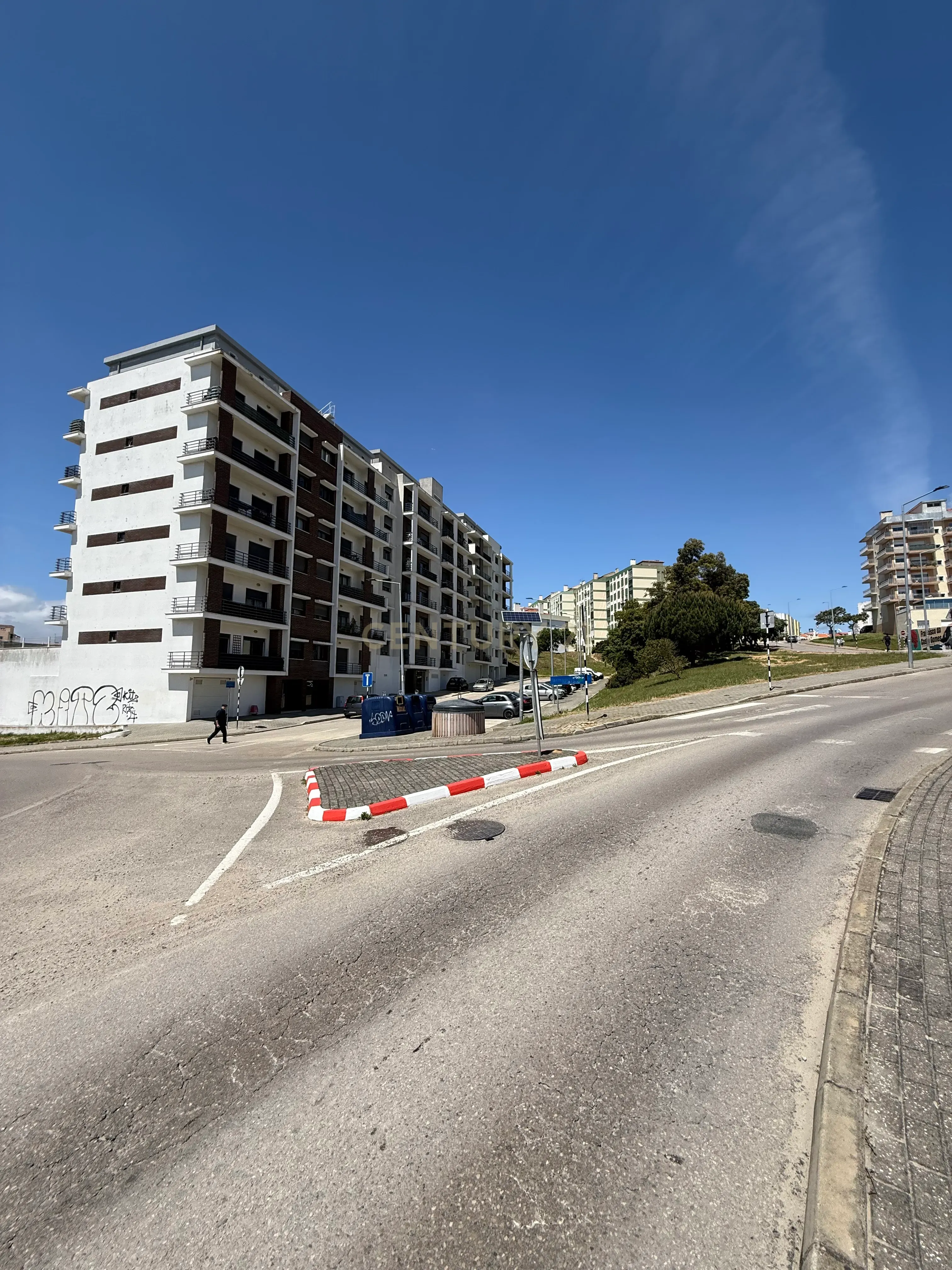 T3 c/Arrecadação e Parqueamento - Torre da Marinha - Image 21