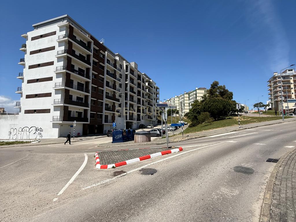 T3 c/Arrecadação e Parqueamento - Torre da Marinha - Image 21