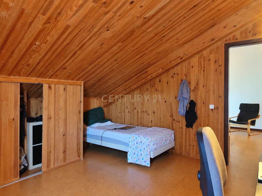 Casa T5 na Verdizela - Qualidade e Exclusividade - Image 30