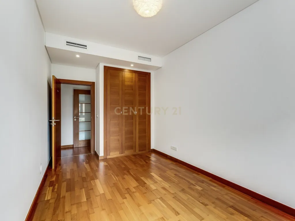 T3 na Urbanização Malvarosa - Alverca - com garagem - Image 19