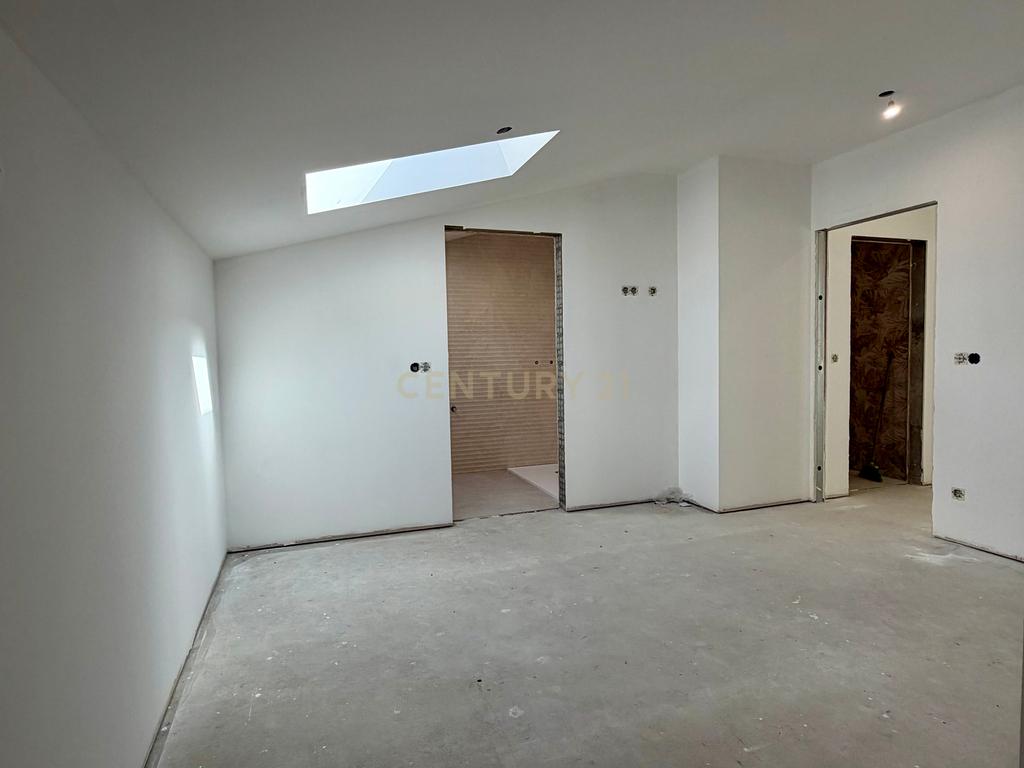 Moradia T3 totalmente remodelada | Lote 1.933m² | Alhadas, Figueira da Foz - Image 9